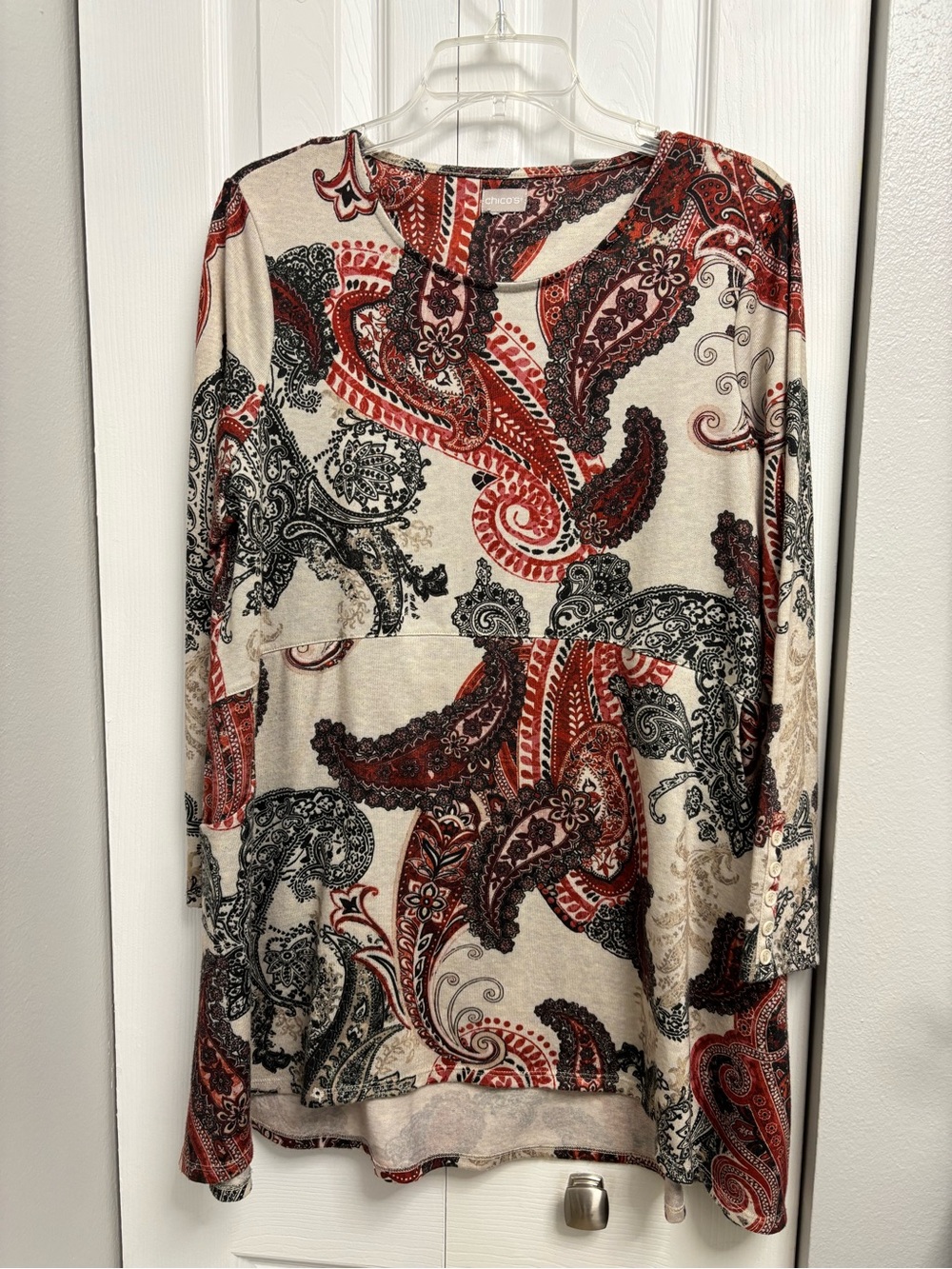 Chico's Red, Black & Cream Paisley Long-Sleeve Tunic